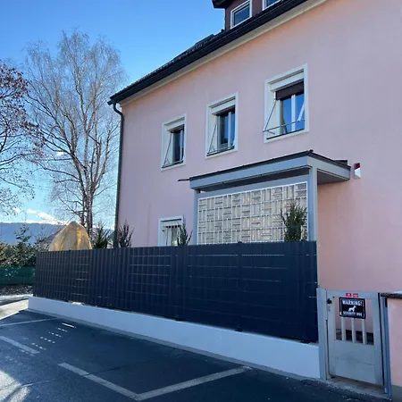 Klagenfurt Living 85 *